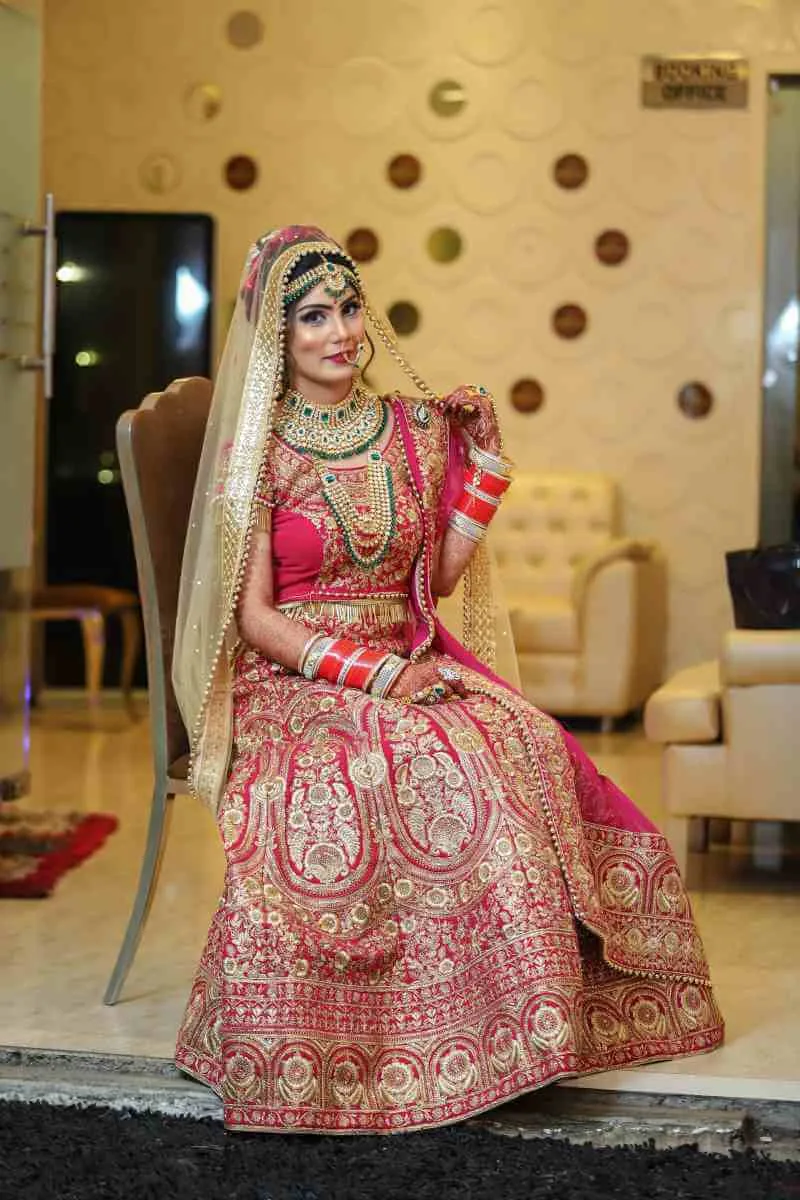 How to choose wedding dresses
